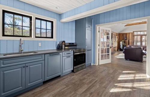 Stowe Area House | Five mins to Stowe Mountain, gorgeous new getaway