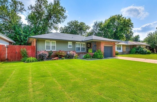 Central Oklahoma City House | Five Star Property Okc! !NEWLY UPDATED! Centrally Located!