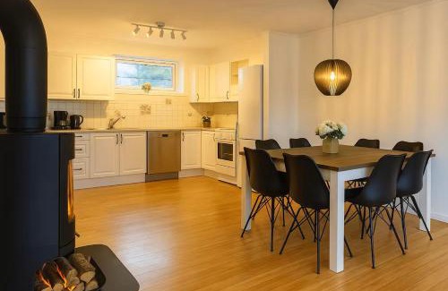 Stryn Apartment | Fjordpust og fjellsteg - Stryn