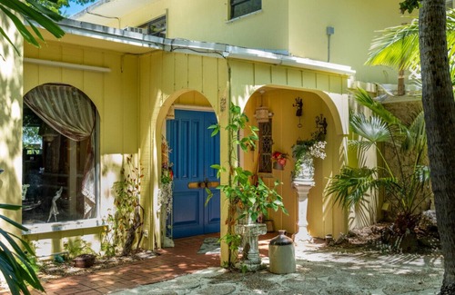 Key Largo Apartment | FL Bay House sleeps 4 (to 6) Sunset/Kayak/Lagoon