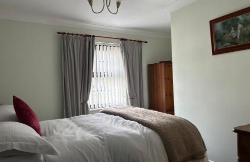Cardigan Hotel | Flambards Hotel