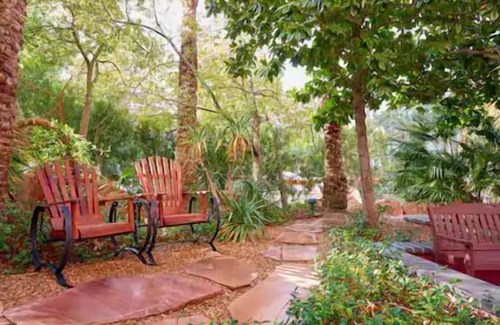 Las Vegas Condo | Flamingo, a Hilton Grand Vacations Club- 1 Bedroom