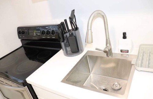 Dania Beach House | Flamingo Beach House – Tropical charm just minutes from the beach.