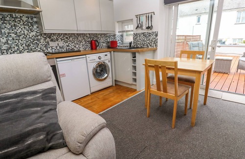 Chysauster Apartment | FLAT 1, with a garden in Penzance
