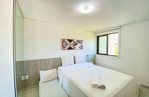 Tamandare Condo | Flat Overlooking The Pool - 01 Bedrooms - Carneiros Beach Resort (B19-5)