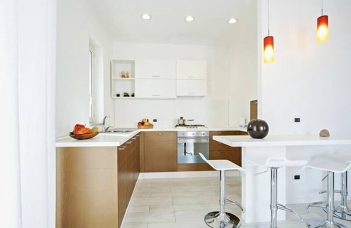 Marchesana Apartment | Flat with barbecue, terrace and pool