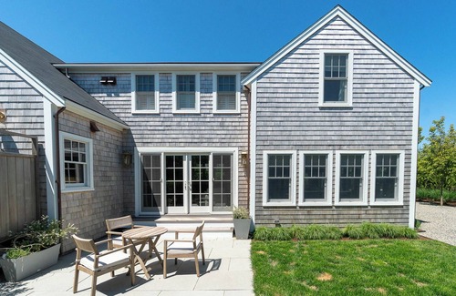 Siasconset House | Flawlessly renovated Sconset home