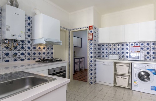 Vila Real Santo Antonio Apartment | FLH Monte Gordo Family Flat with Balcony