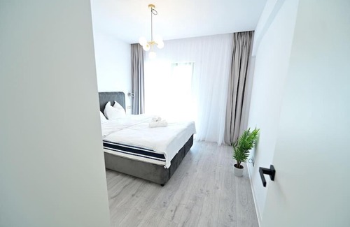 Sibiu Apartment | FLH - The Lake Home - Apt 33