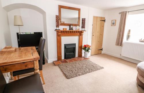 Swaffham House | Flint Cottage