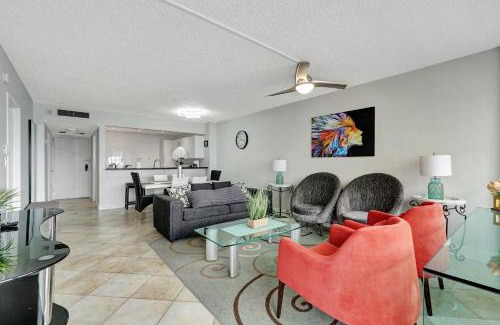 Hollywood South Central Beach Apartment | Flip Flop Paradise in Hollywood Florida