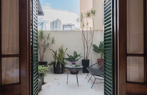 Palermo Condo | Fliphaus + Ravignani 2258 'A' - 2 Bd Vintage Palermo
