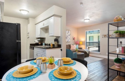 Austin Apartment | Flirty Flamingos l No Service Fees Poolside