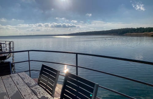 Laasow Boat Rental | floating holiday home on the lake - Seagull 3