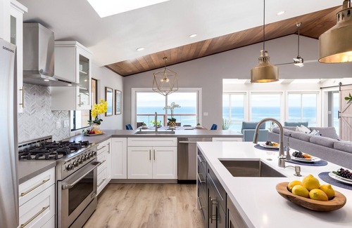 Leucadia House | Floating on Top of the Ocean