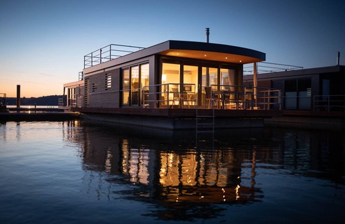 Ramsberg Boat Rental | Floating Village Brombachsee