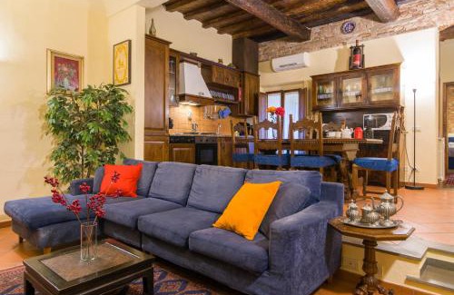 Duomo Apartment | Florence Ariento Romantic Apartment