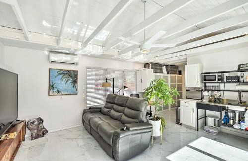 New Smyrna Beach Apartment | Florida Getaway with Patio about 3 Mi to Beaches!