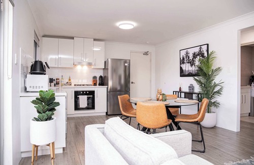 Belmont Apartment | Fly In, Relax and Explore 2BR Near Perth Airport