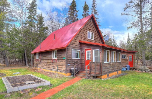 Oquossoc House | Flybuck - Shared waterfront area on Rangeley Lake