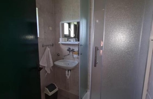 Vojvodina Hotel | Fogadó