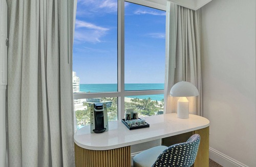 Mid Beach Condo | Fontainebleau Ocean View Junior Suite!