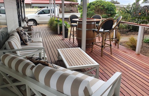 Normanville Cottage | Footsteps Cottage at Normanville- Pet friendly