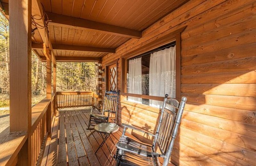 Christopher Creek Cabin | Forest Cabin 5 Old Glory
