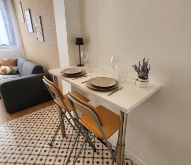 Charleville-Mezieres Apartment | Forest Studio Ground Floor Hyper Centre Train station 5 minutes away