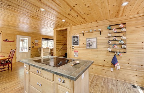 Christopher Creek Cabin | Forested Payson Cabin By Mogollon Rim: Hike & Play