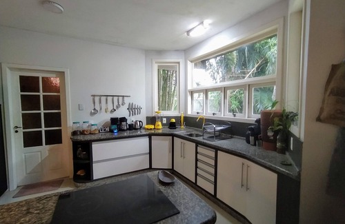Florianopolis Bed & Breakfast | Foresthouse Hostel and Events