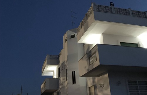 Municipio 1 Villa | Forget-me-nots Apt