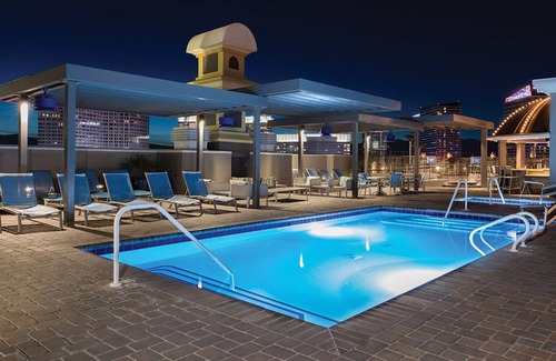 Las Vegas Villa | Formula 1 Las Vegas Grand Prix Staying at Marriott Grand Chateau on Harmon Ave