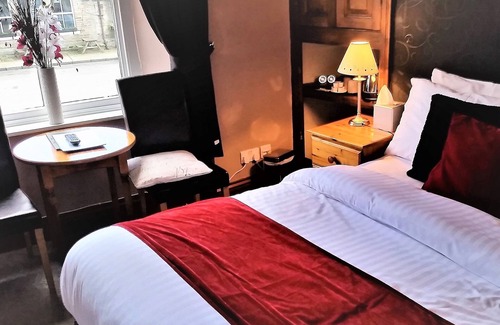 Barnard Castle House | Forresters Bar & Restaurant With Rooms