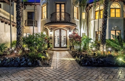 Las Olas Isles Villa | Fort Lauderdale, Waterfront Luxurious Italian Villa