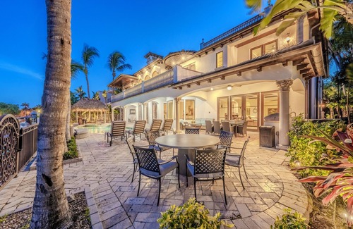Las Olas Isles Villa | Fort Lauderdale, Waterfront Luxurious Italian Villa