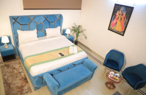 Saket Apartment | Fortune Home Service Apartment 3Bhk , D-198 Saket
