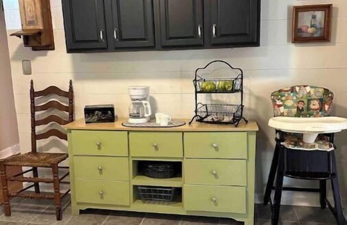 Cane Valley House | Foster Lodge at Green River Lake- Pet Friendly & NO Cleaning Fees!