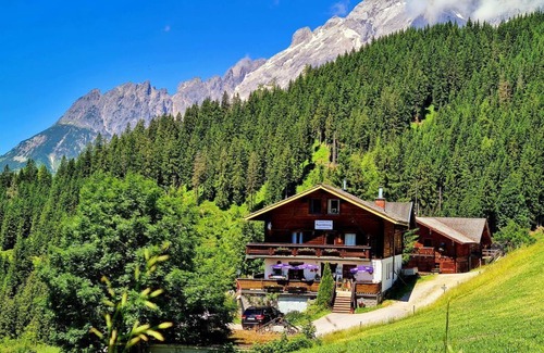 Muehlbach Am Hochkoenig Bed & Breakfast | Four-bed room with shower, WC - Alpengasthof Pension Rapoldsberg