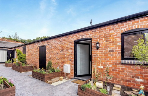 Ellesmere Cottage | Four luxury ground floor apartments, each offering something unique.