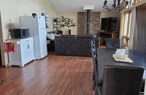 Cayamant Cottage | Four Season Lakehouse with beautiful views and crystal clear water.