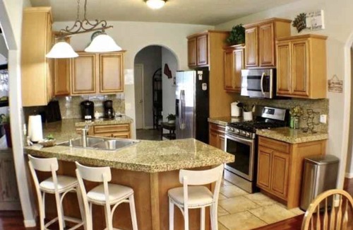 Shell Knob House | “Fox Hollow” - Shell Knob House w/Private Pool and Golf Cart! Pickleball Court!