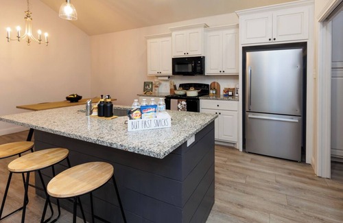 Lubbock House | Fox Ridge Luxury #1- 3 bed/2 bath