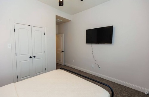 Lubbock House | Fox Ridge Luxury #2-3 Bed/2 Bath home in Lubbock