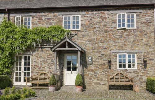 Gorran House | Foxes Den