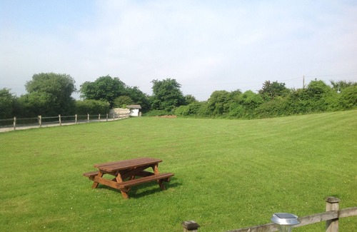Hayle Apartment | Foxglove Kabyn - Semi-Rural Retreat Set In Enclosed Two Acre Garden