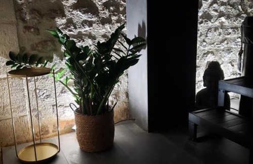 Le Petit-Quevilly Hotel | FOXYROOM