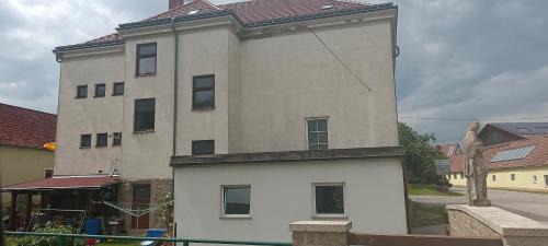 Unserfrau-Altweitra Bed & Breakfast | Frühstückspension Alte Volksschule Heinrichs bei Weitra