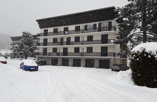 Autrans-Meaudre-en-Vercors Apartment | Renovated Studio in Autrans, Sleeps 4, Ski Shuttle Nearby, Private Parking, Balcony