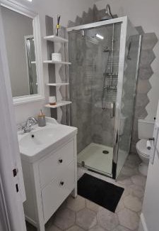 Javerlhac-et-la-Chapelle-St-Robert Apartment | Joli studio